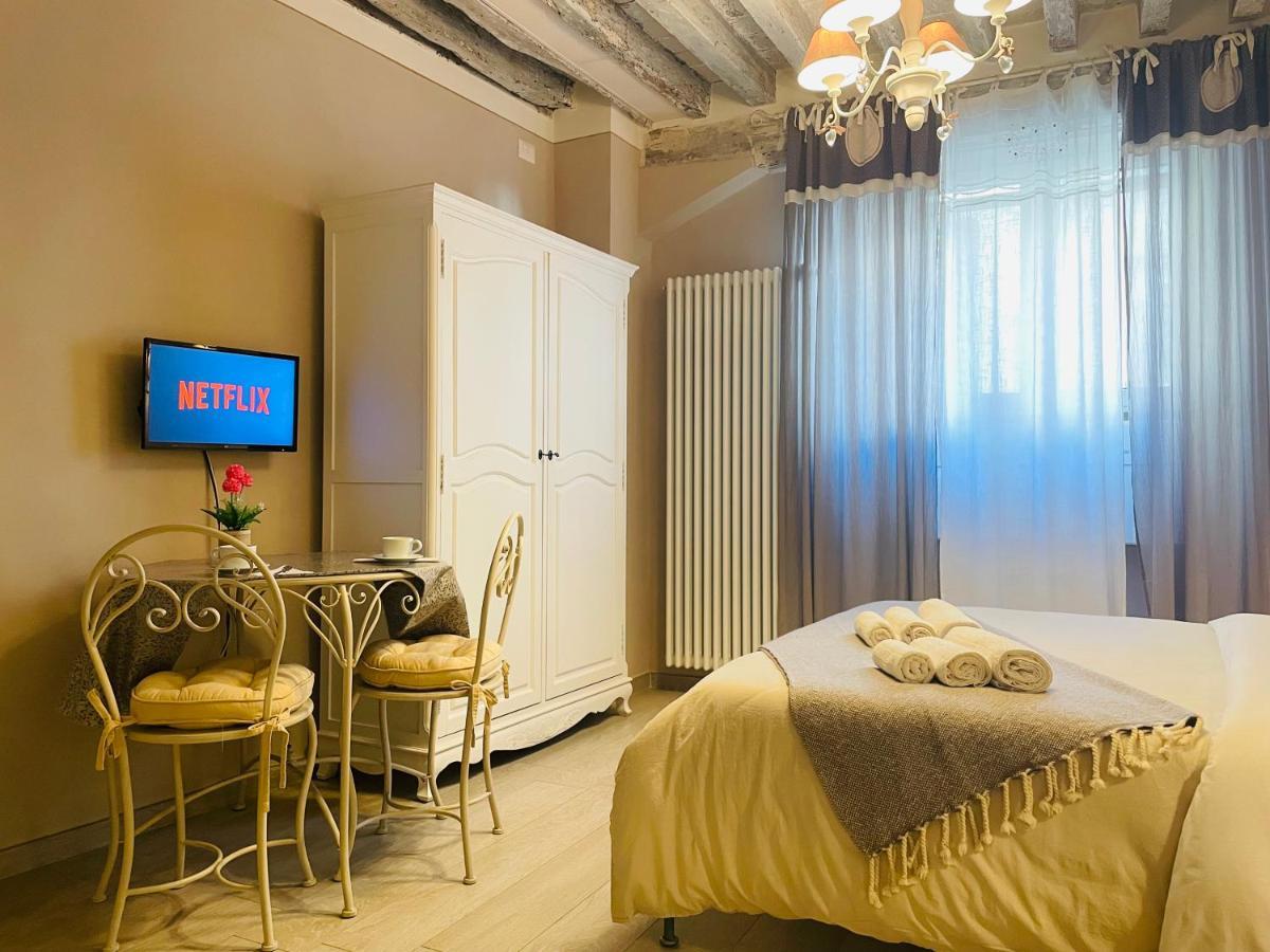 لوكا All'Interno Delle Mura Appartamento Con Wi-Fi E Netflix المظهر الخارجي الصورة